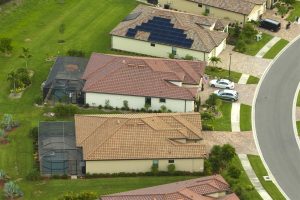 toile de store photovoltaïque pour un habitat sain